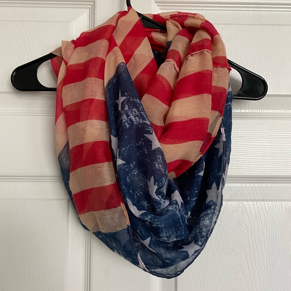 Flag infinity scarf
